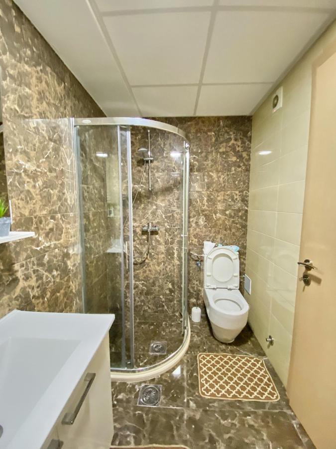 Stylish Apartment, Skopje Centre - Private Parking - Panoramic Views Bagian luar foto